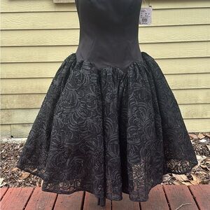 Elegant Black Lace Dress